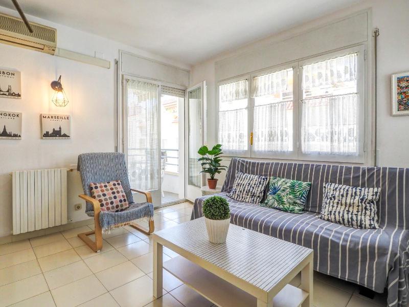 Llopart Apartment by Hello Homes Sitges - image 13