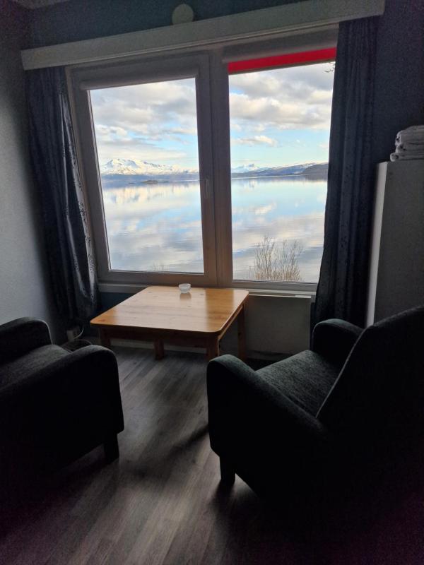Double Room with Private Bathroom image 1