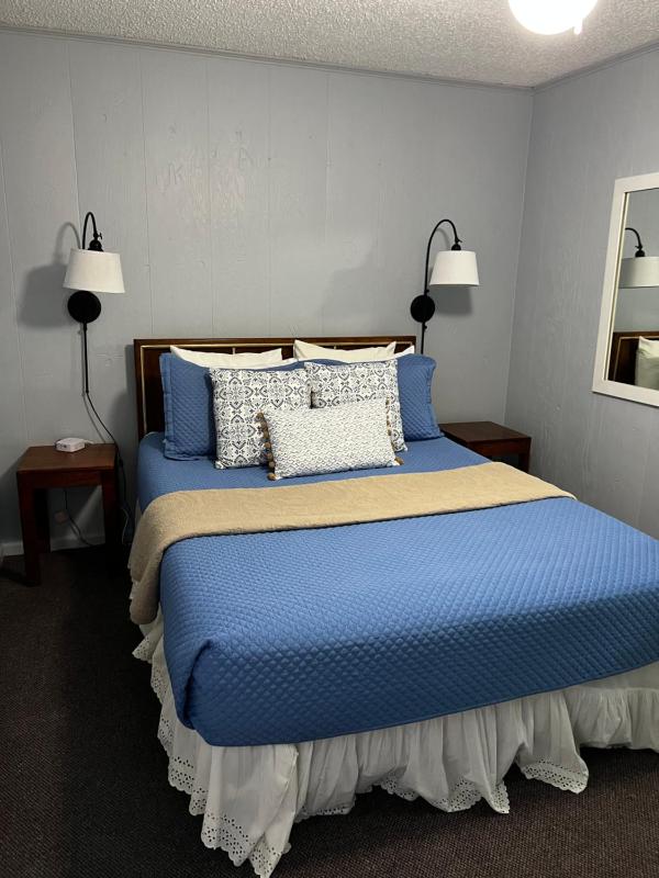 Queen Suite image 4