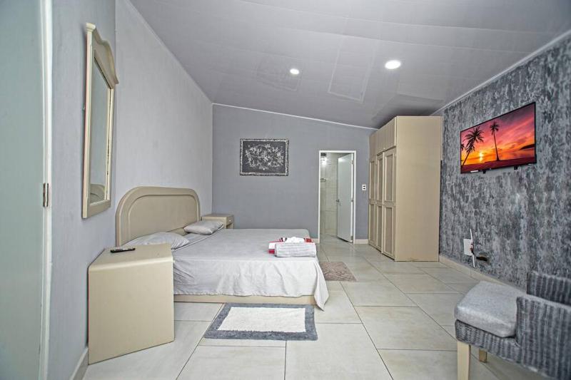 Apartment Center of Sosua Remote Worker place Fast Wifi - image 8
