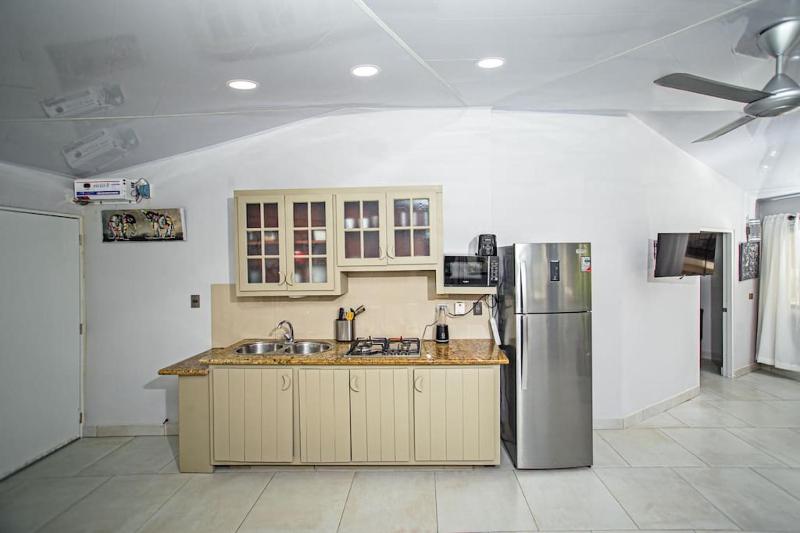 Apartment Center of Sosua Remote Worker place Fast Wifi - image 5