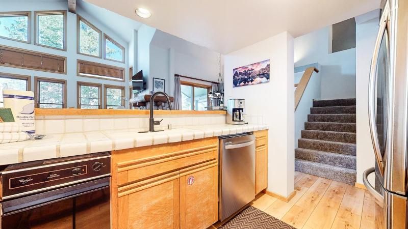 Snowcreek V #874 condo - image 14
