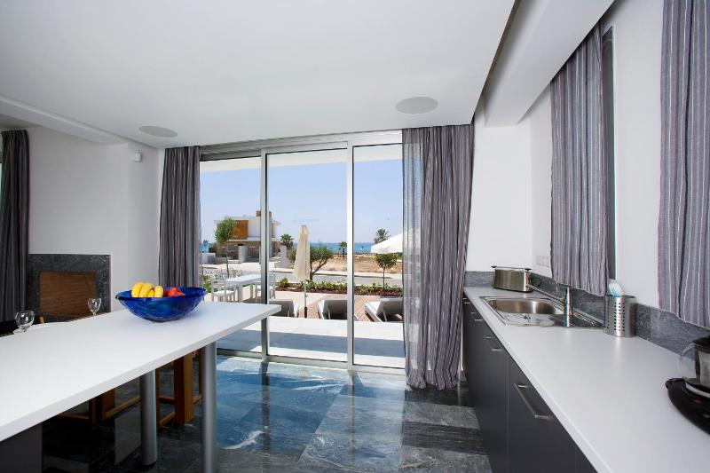 Two-Bedroom Villa - Aqua image 2