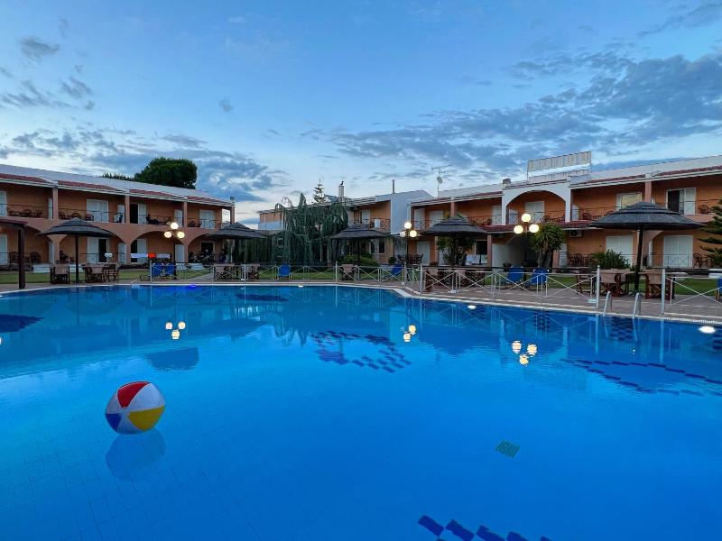 Hotel Kalamitsi Apartments - image 35