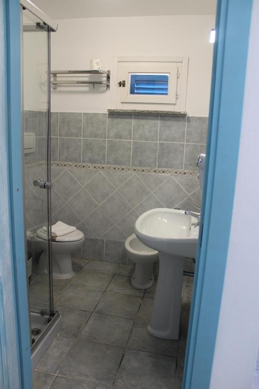 Economy Double or Twin Room image 3
