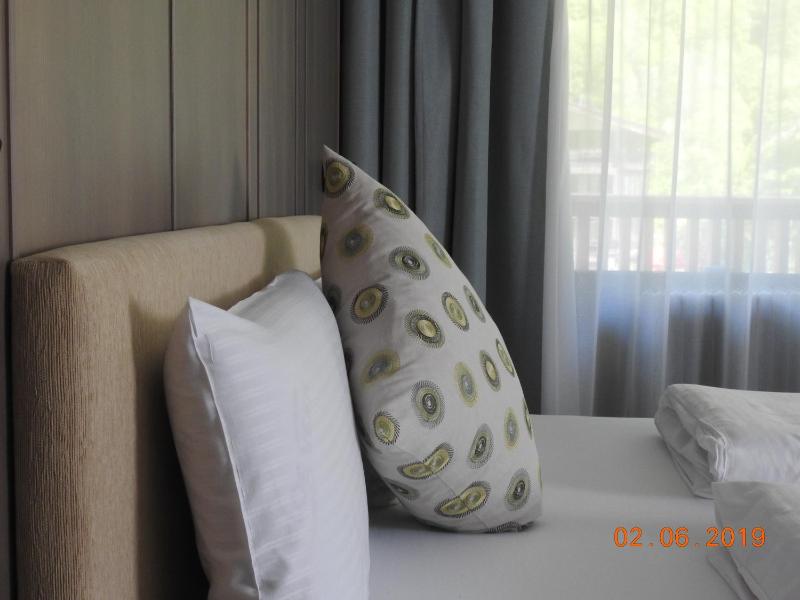 King Room with Balcony image 3