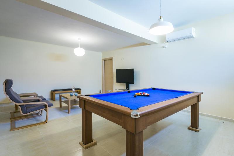 Deluxe Villa image 1