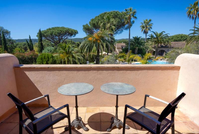 Triple Room with Terrace image 2