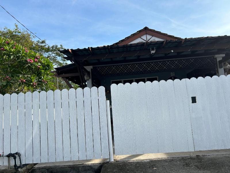 Alora Homestay - image 11