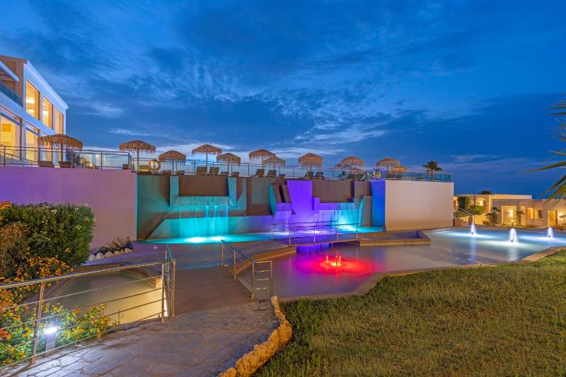 KRESTEN ROYAL Euphoria Resort - image 16