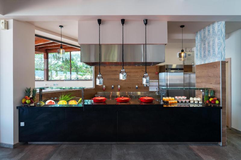 KRESTEN ROYAL Euphoria Resort - image 7