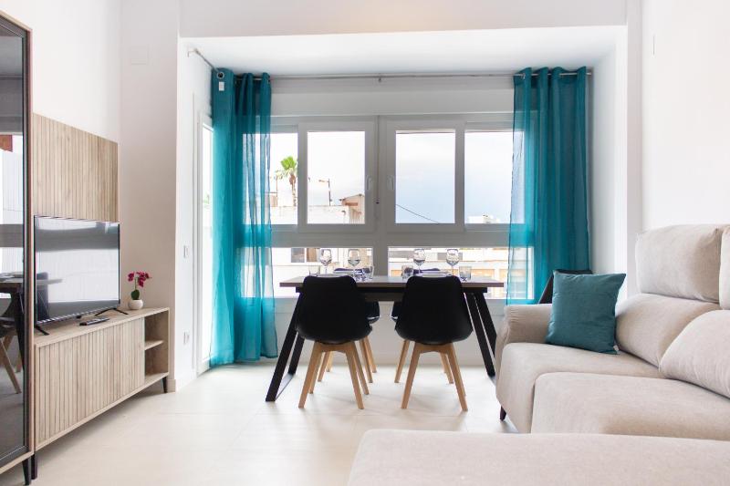 Apartamentos recién reformados en el centro - Mar de Cristal - image 10