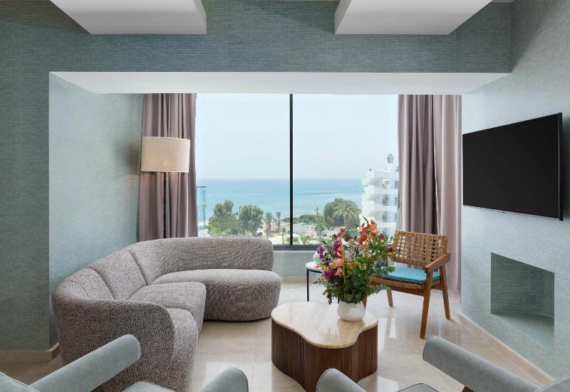 Presidential Suite image 1
