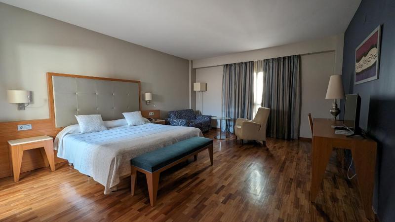 Junior Suite image 1