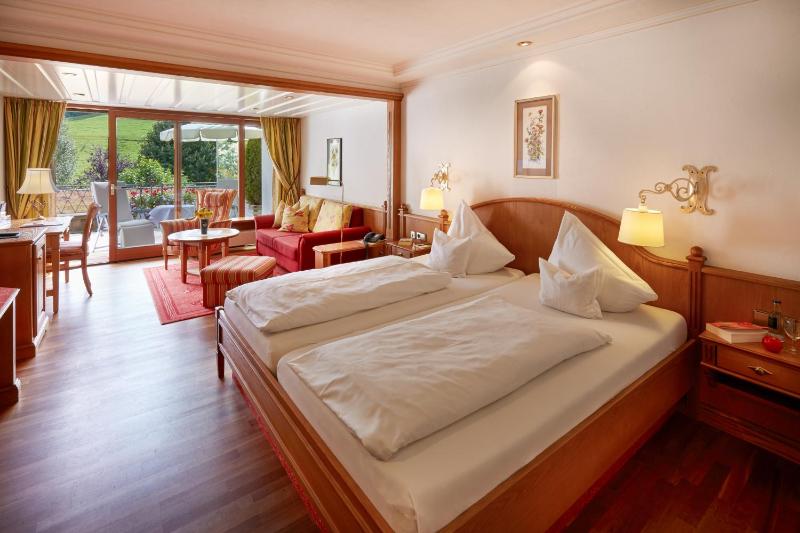 Standard Double Room image 1