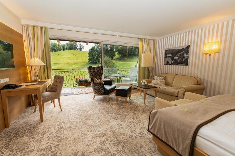 Superior Double Room image 1