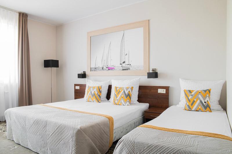 Comfort Family Room image 3