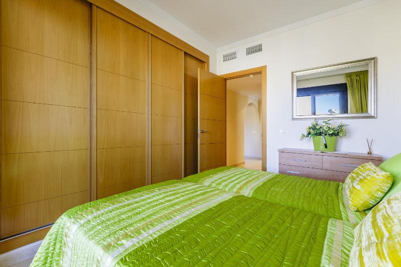 A&N Sea View Penthouse with Large Terrace & Pool - image 5