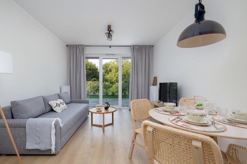 Apartament z Tarasem by Noclegi Renters - image 14