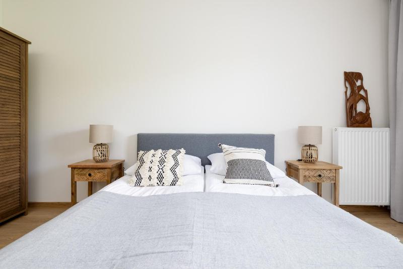 Apartament z Tarasem by Noclegi Renters - image 22