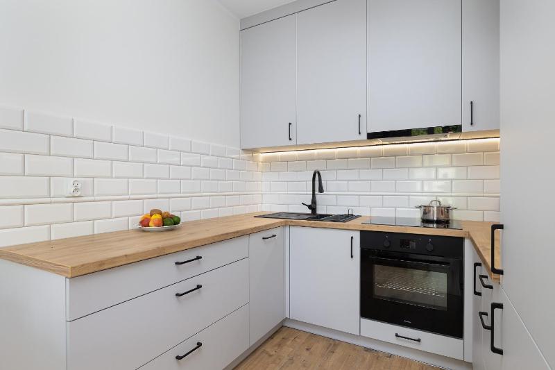 Apartament z Tarasem by Noclegi Renters - image 19