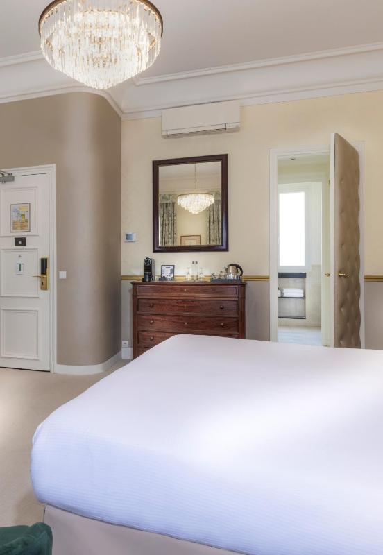 Junior Suite image 3