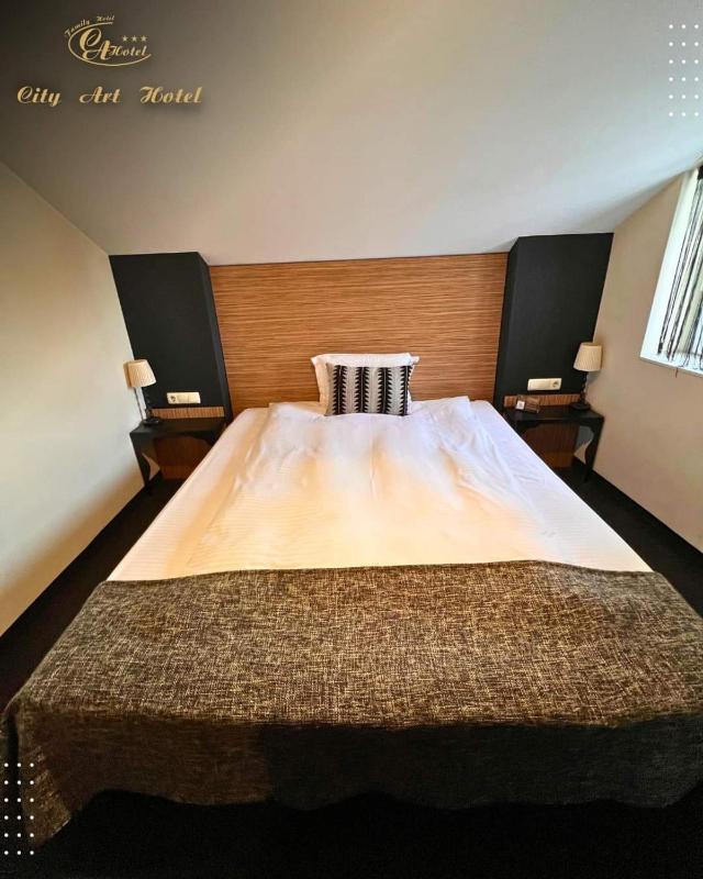 Economy Double Room image 2