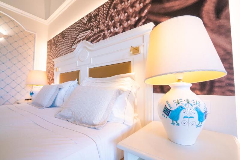 Superior Double or Twin Room image 4