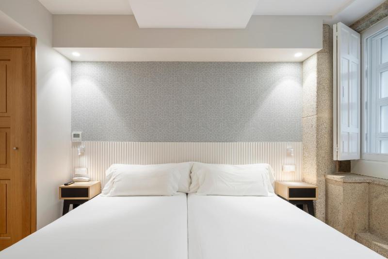 Double or Twin Room image 2