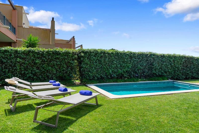 Duplex Three Bedroom Townhouse with Private Pool image 4