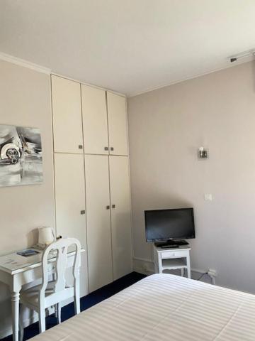 Superior Double Room image 3