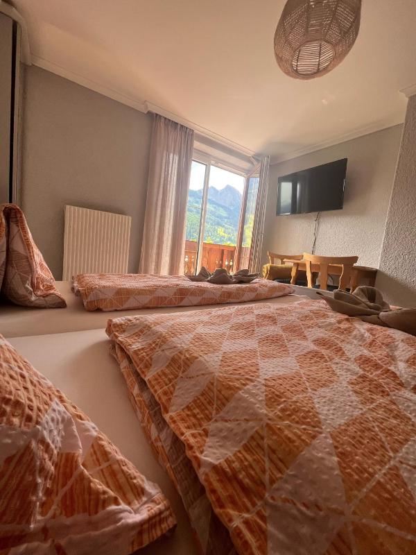Budget Double Room image 2