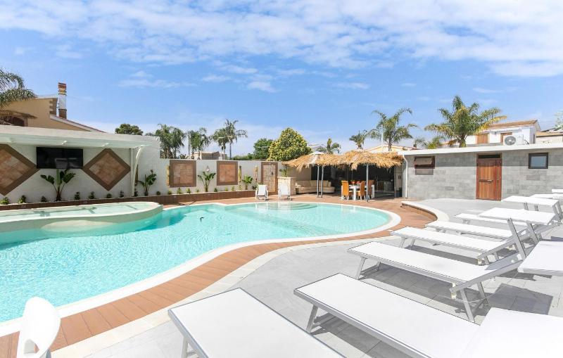Amazing Home In Punta Milocca - image 6