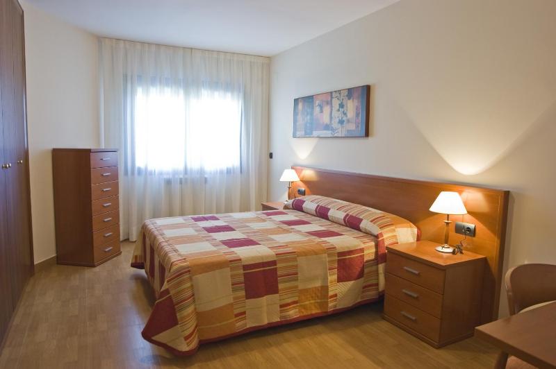 Two-Bedroom Apartment (5 Adults) image 2