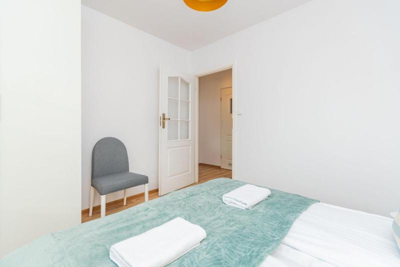 Tropicana - by Grand Apartments - image 16