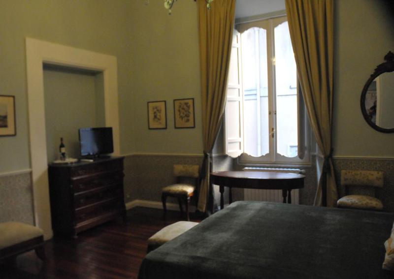 Double or Twin Room image 2
