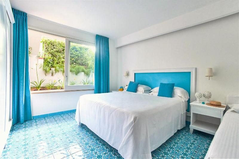 Junior Suite - Park  image 3