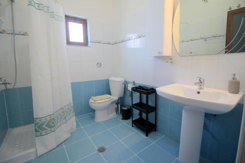 Ksamil City Center Villa - image 5