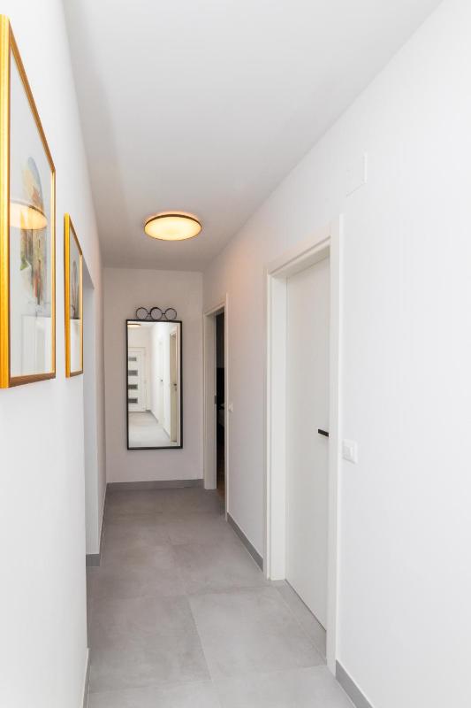 Family-friendly apartments with swimming pool Supetar Brac - 12893 - image 18