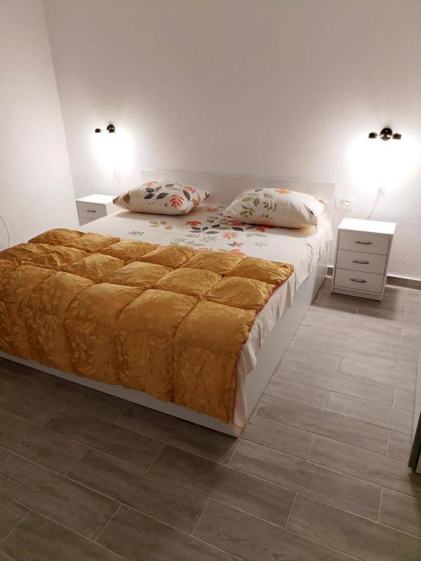 Apartments with parking space Trogir - 23129 - image 13