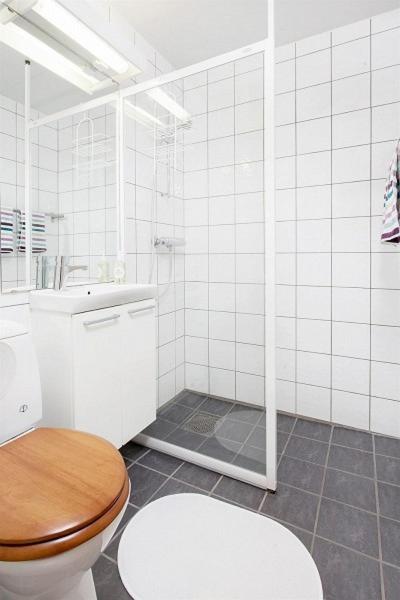 Two-Bedroom Apartment with Terrace image 3
