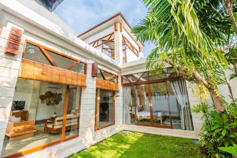 Canggu Escape Villa By Island Escape - image 15