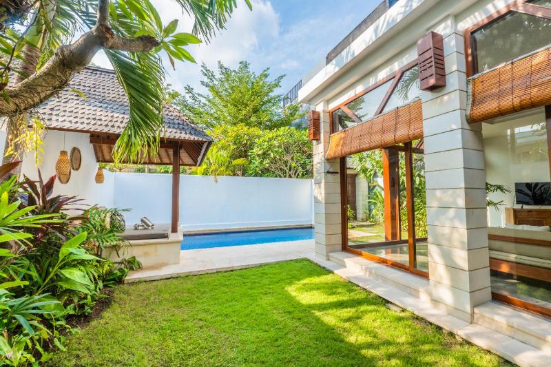 Canggu Escape Villa By Island Escape - image 19