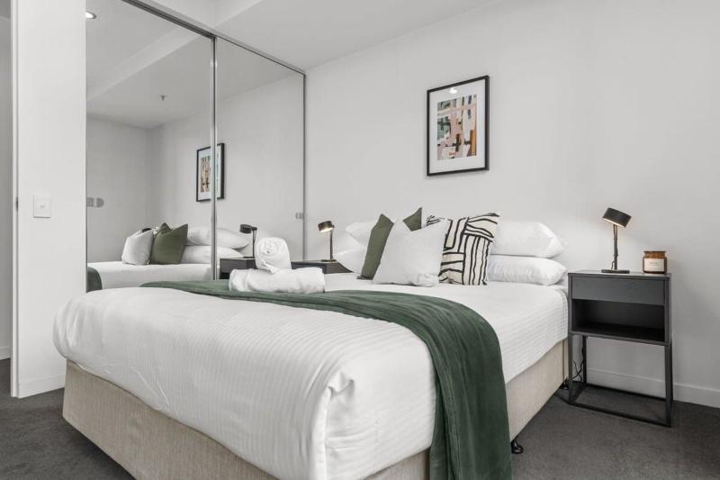 Richmond Premium Escape - Walk to the MCG - image 1