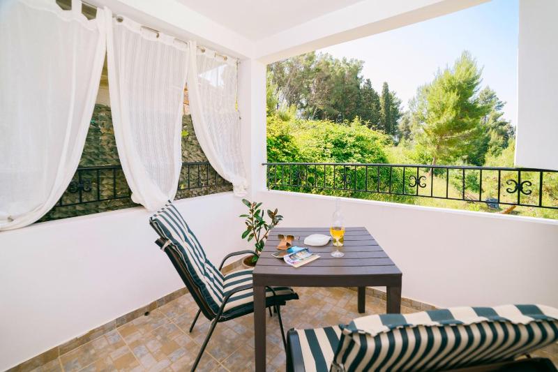 Apartments Lungo Mare Ulcinj - image 3