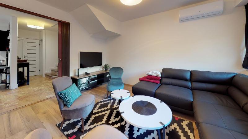 17 Ljubav Place - image 14