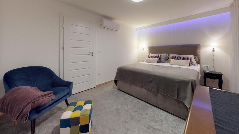 17 Ljubav Place - image 16