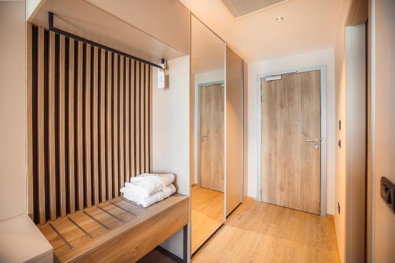 Double or Twin Room image 4