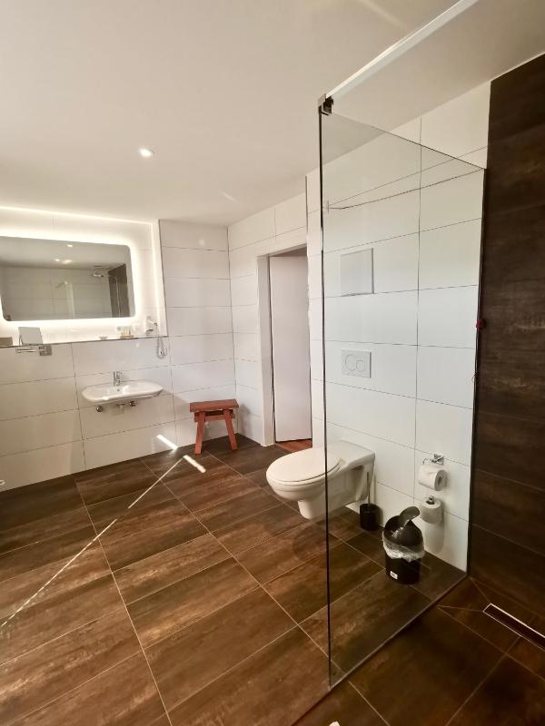 Junior Suite image 2