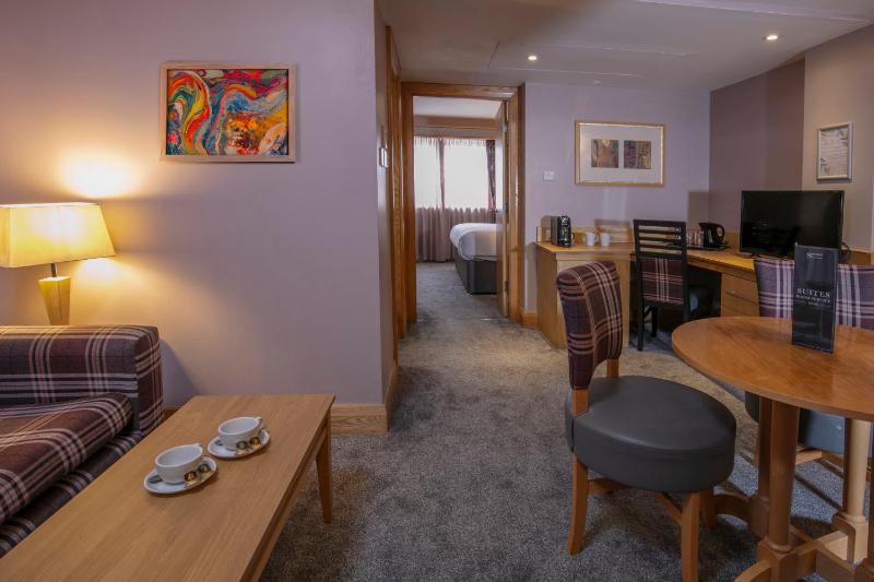 Superior Family Room with One King Bed and Sofa Bed - Non-Smoking image 4
